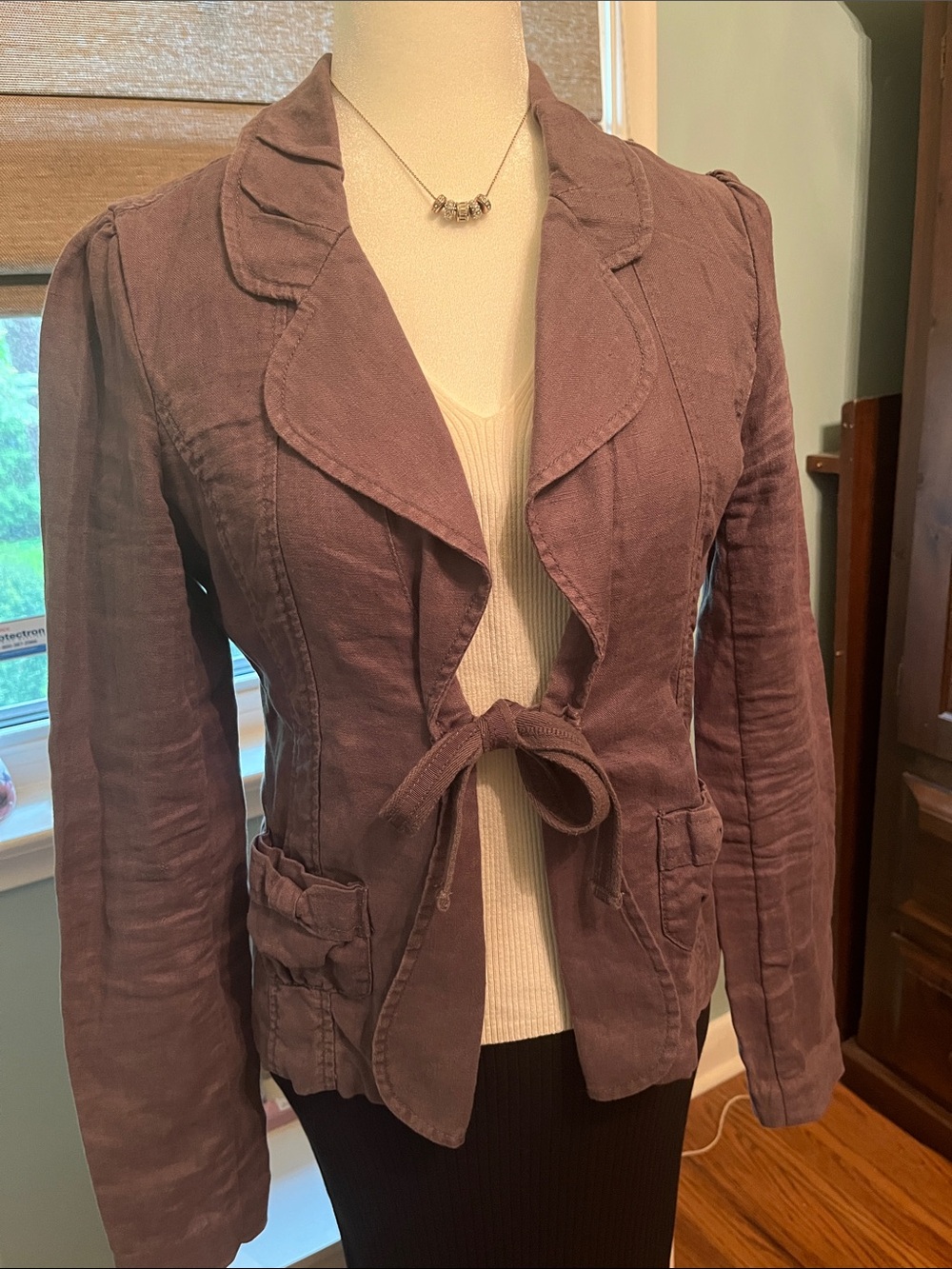 Twik 100% Linen Blazer
Relaxed Fit Suit Jacket